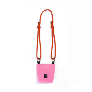 PIESY 🐕 Saszetka na smaczki różowa